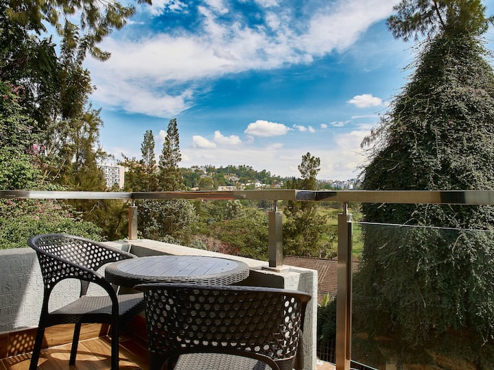 Nyarutarama full furnished apartment for rent