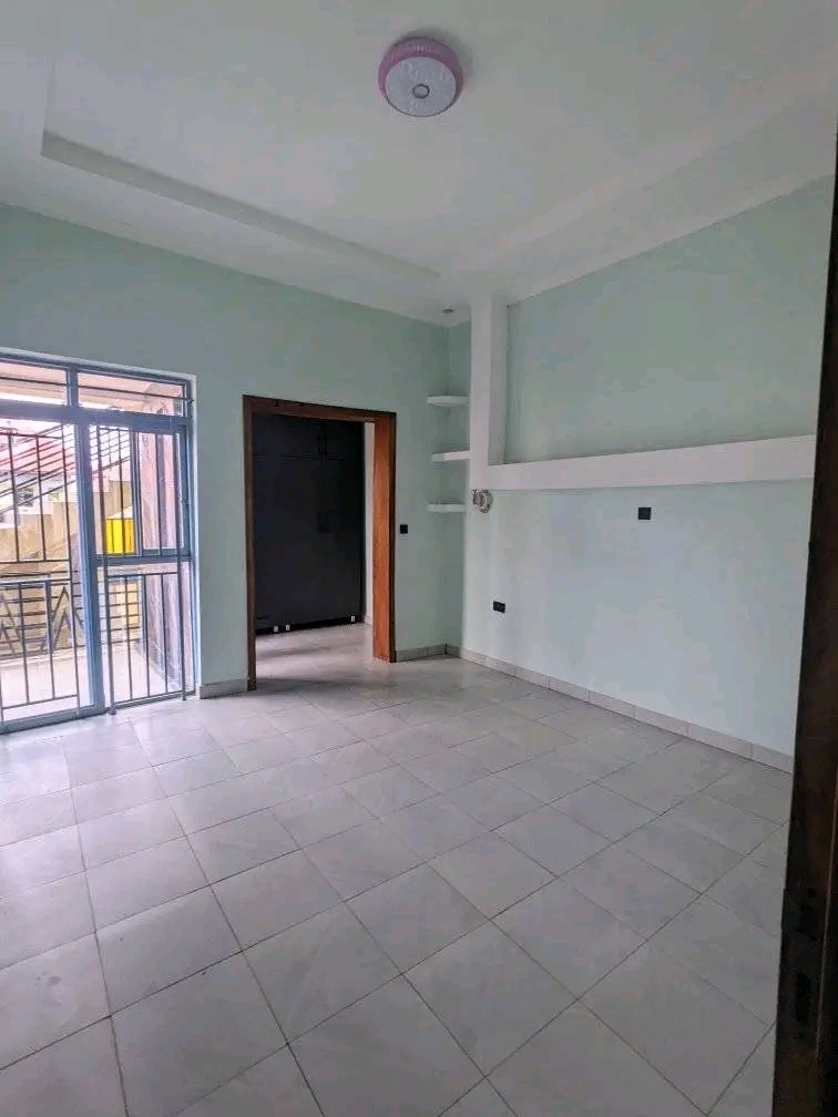 New house for sale in Kanombe in good enveronimment