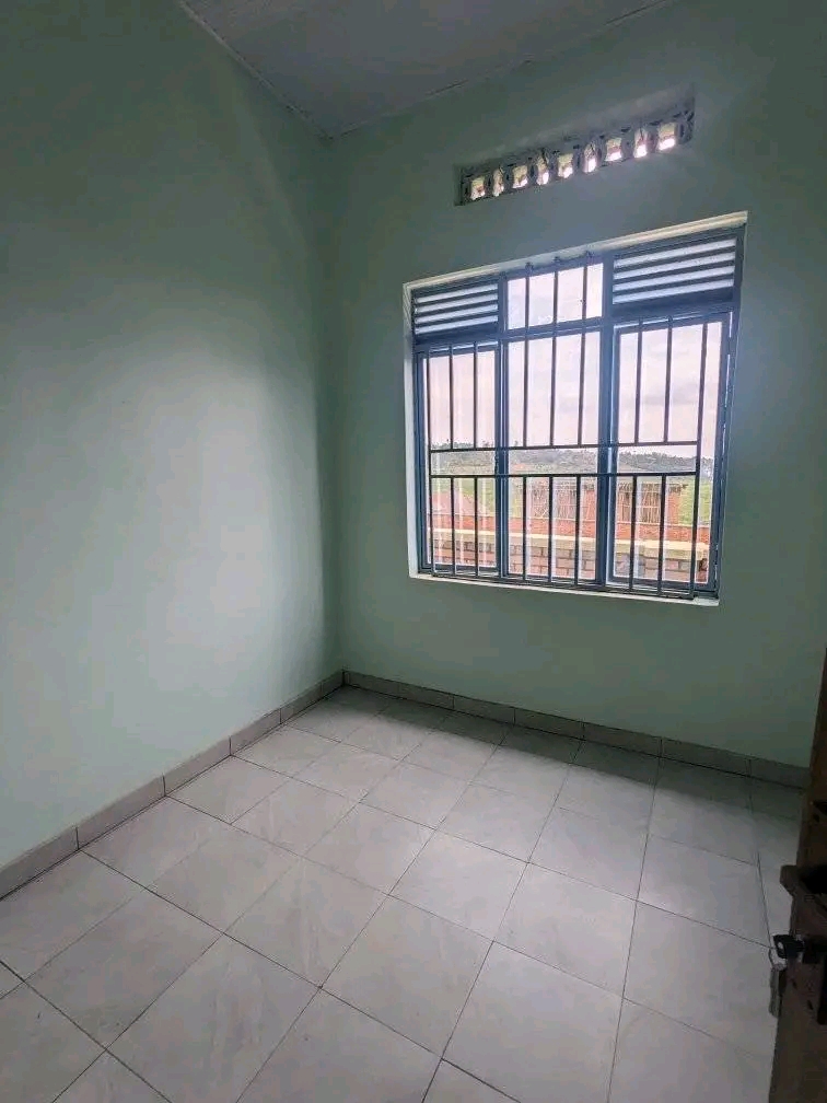 New house for sale in Kanombe in good enveronimment