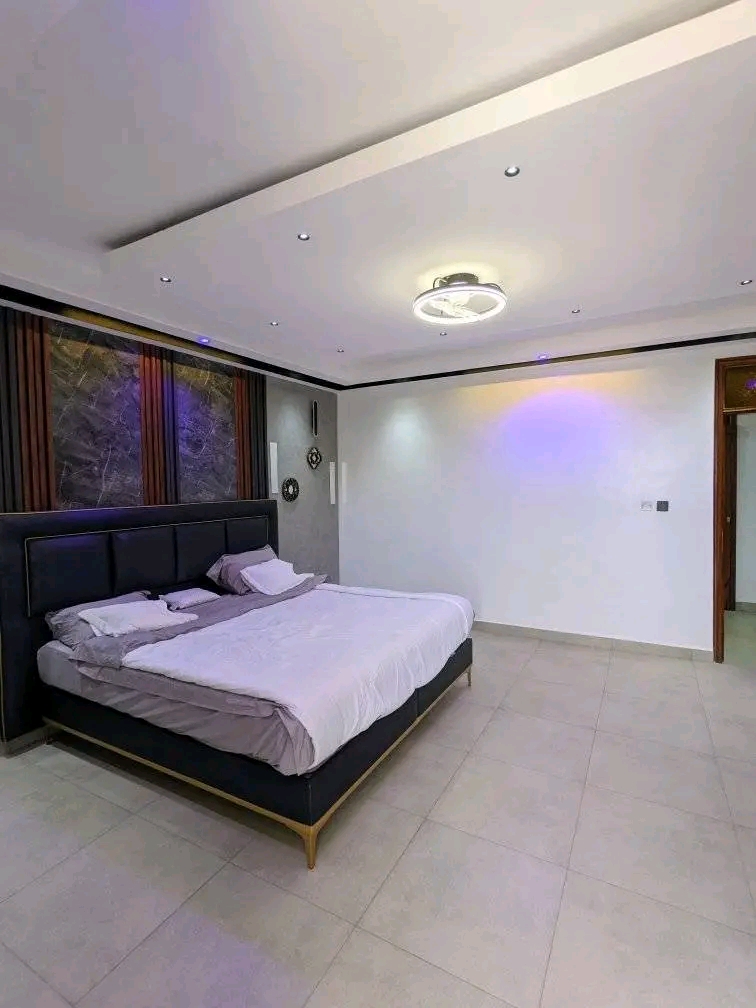 Very nice house for rent in good neighborhood