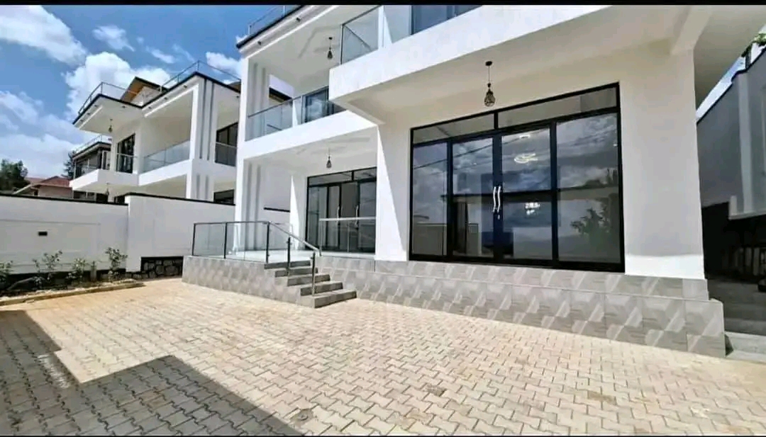 Nice kibagabaga house for sale in good neighborhood