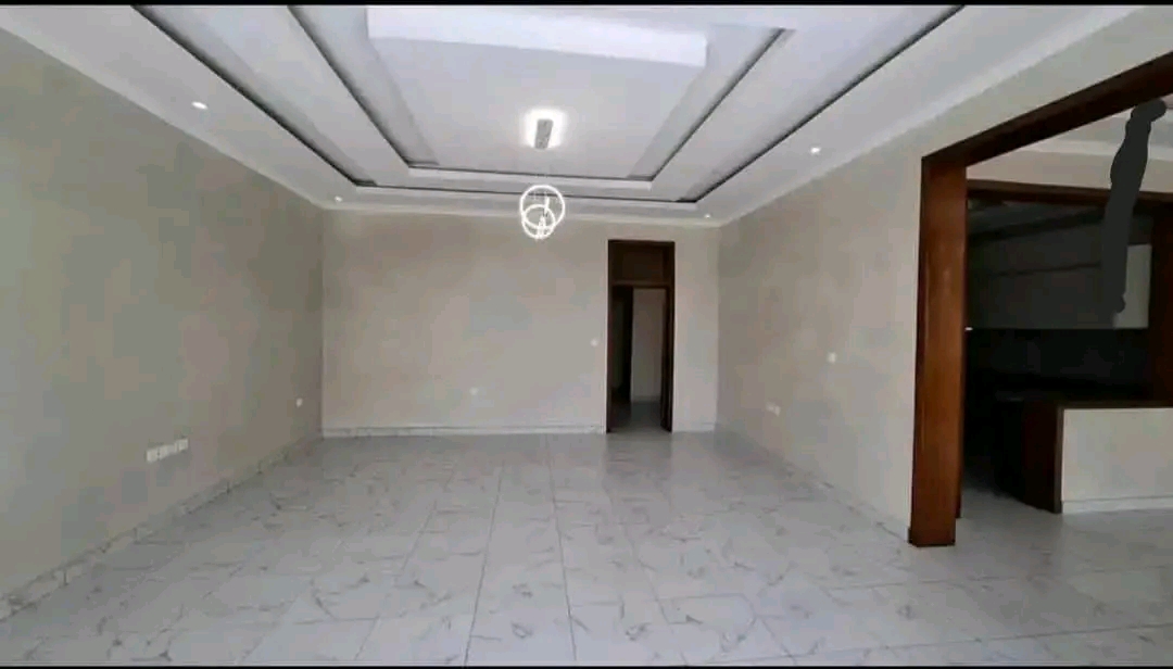 Nice kibagabaga house for sale in good neighborhood