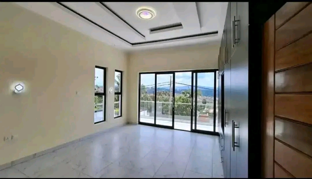 Nice kibagabaga house for sale in good neighborhood