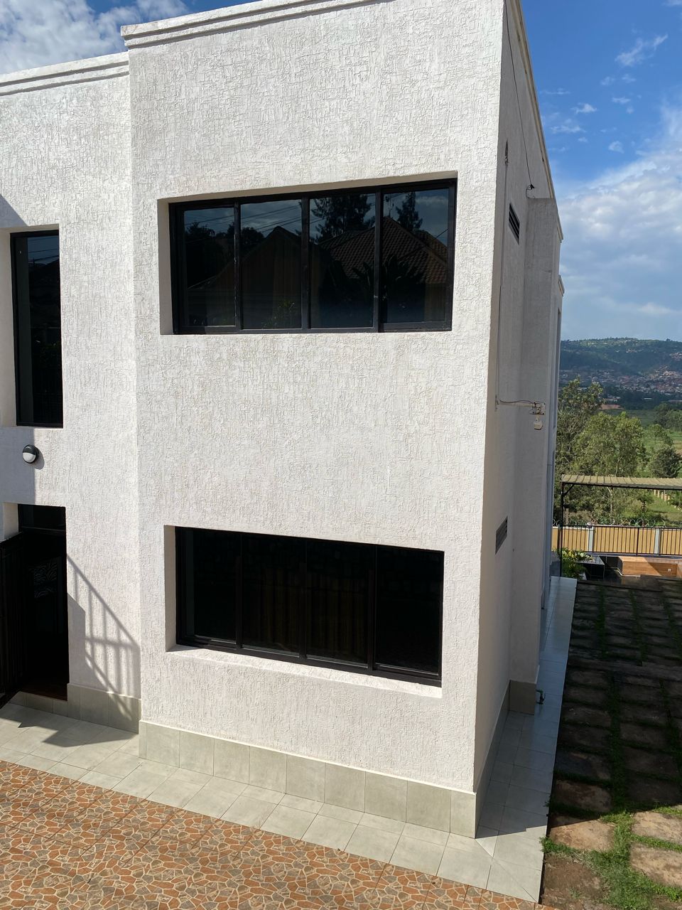 Nice full furnished house for rent in kibagabaga in good neighborhood