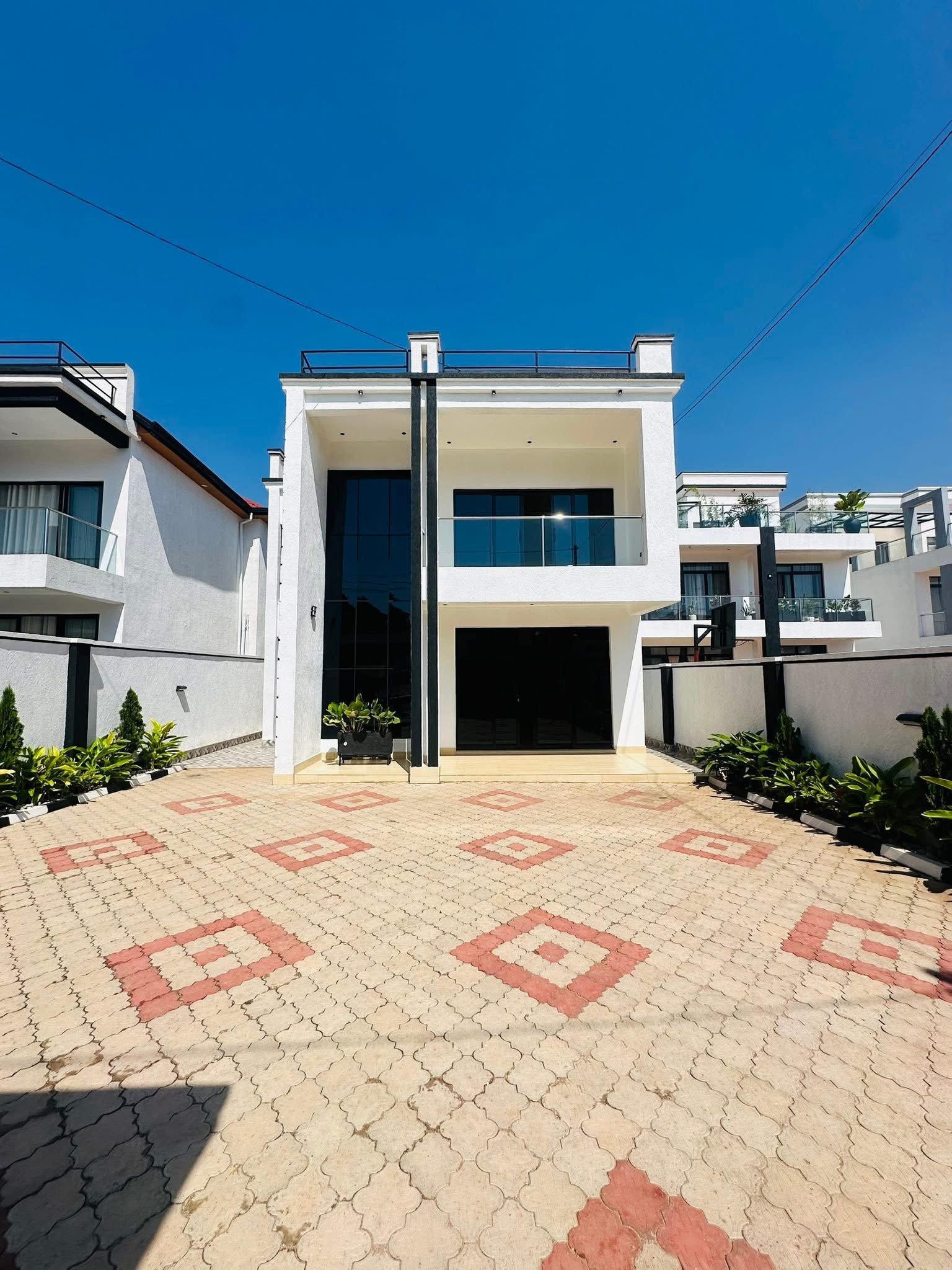 Nice new house for sale in kibagabaga in good neighborhood