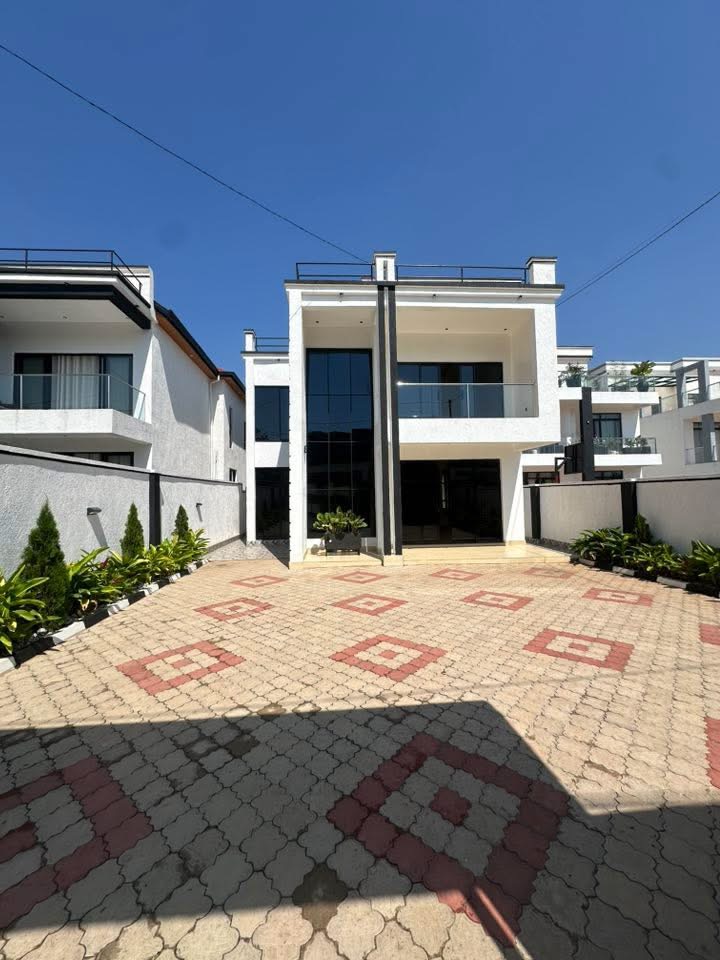 Nice new house for sale in kibagabaga in good neighborhood