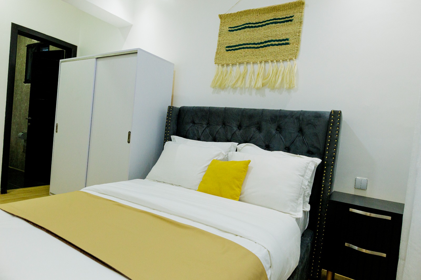 Nice full furnished house for rent in good neighborhood
