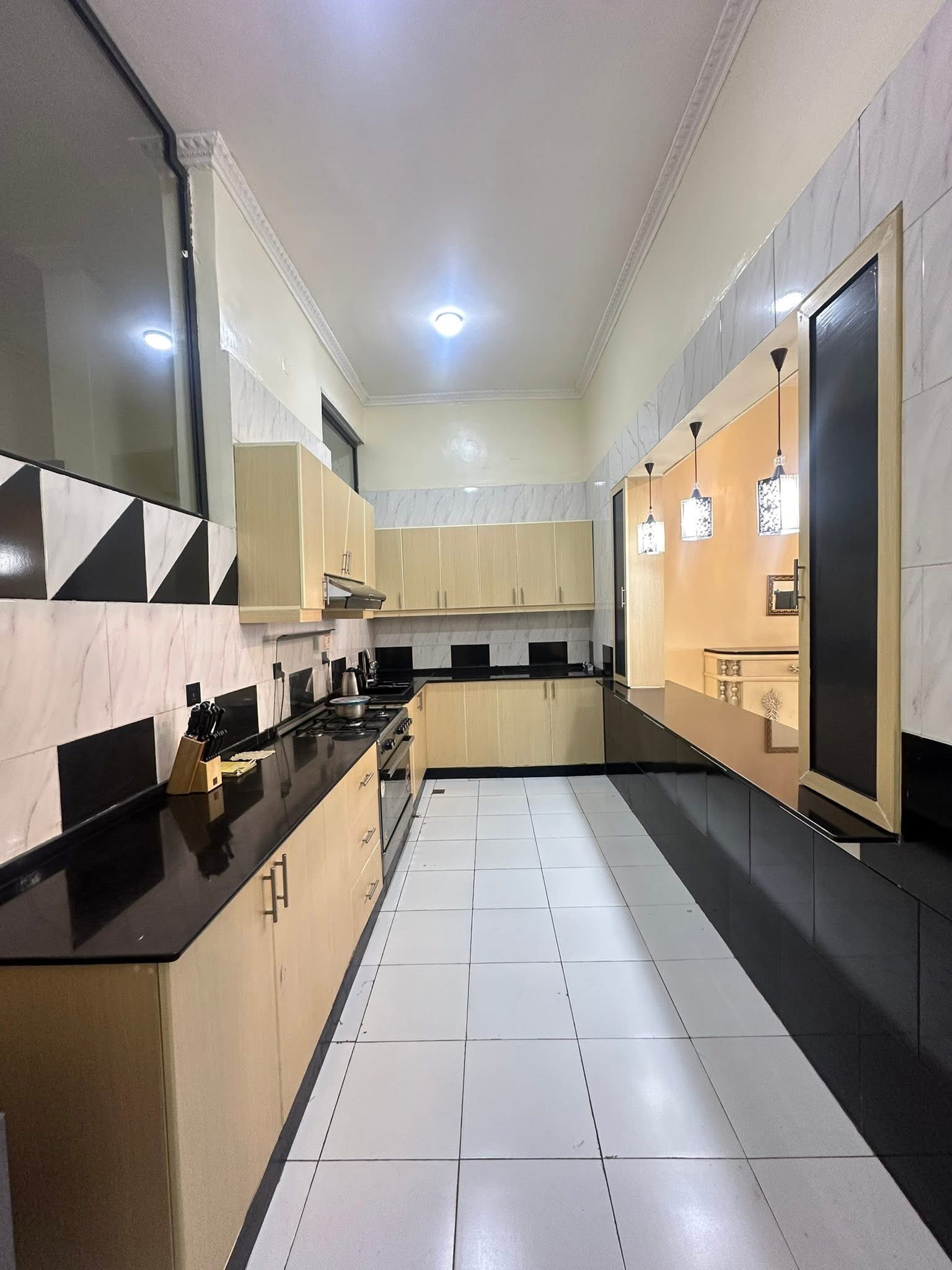 Two units villa for sale with view of whole city