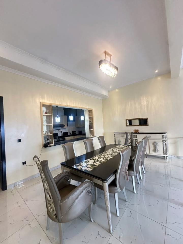 Two units villa for sale with view of whole city