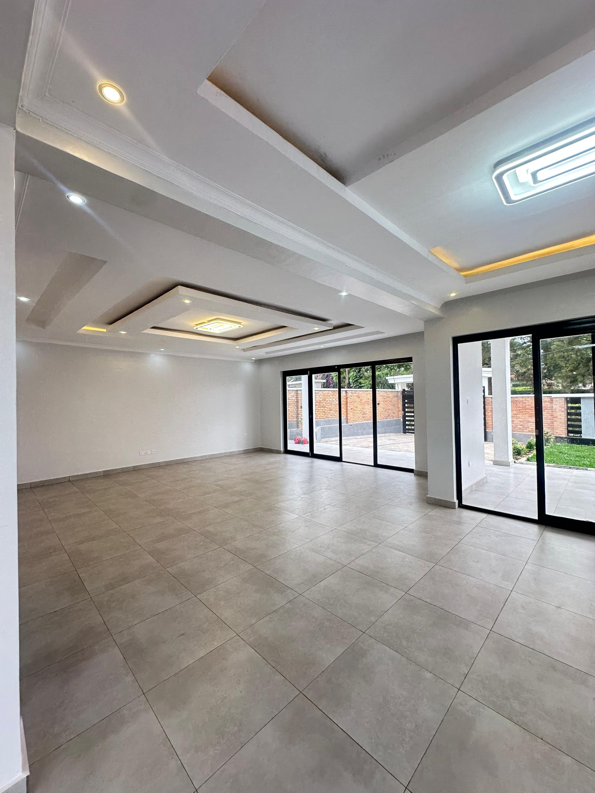 Nice new house for sale in heart of kibagabaga in Kigali.