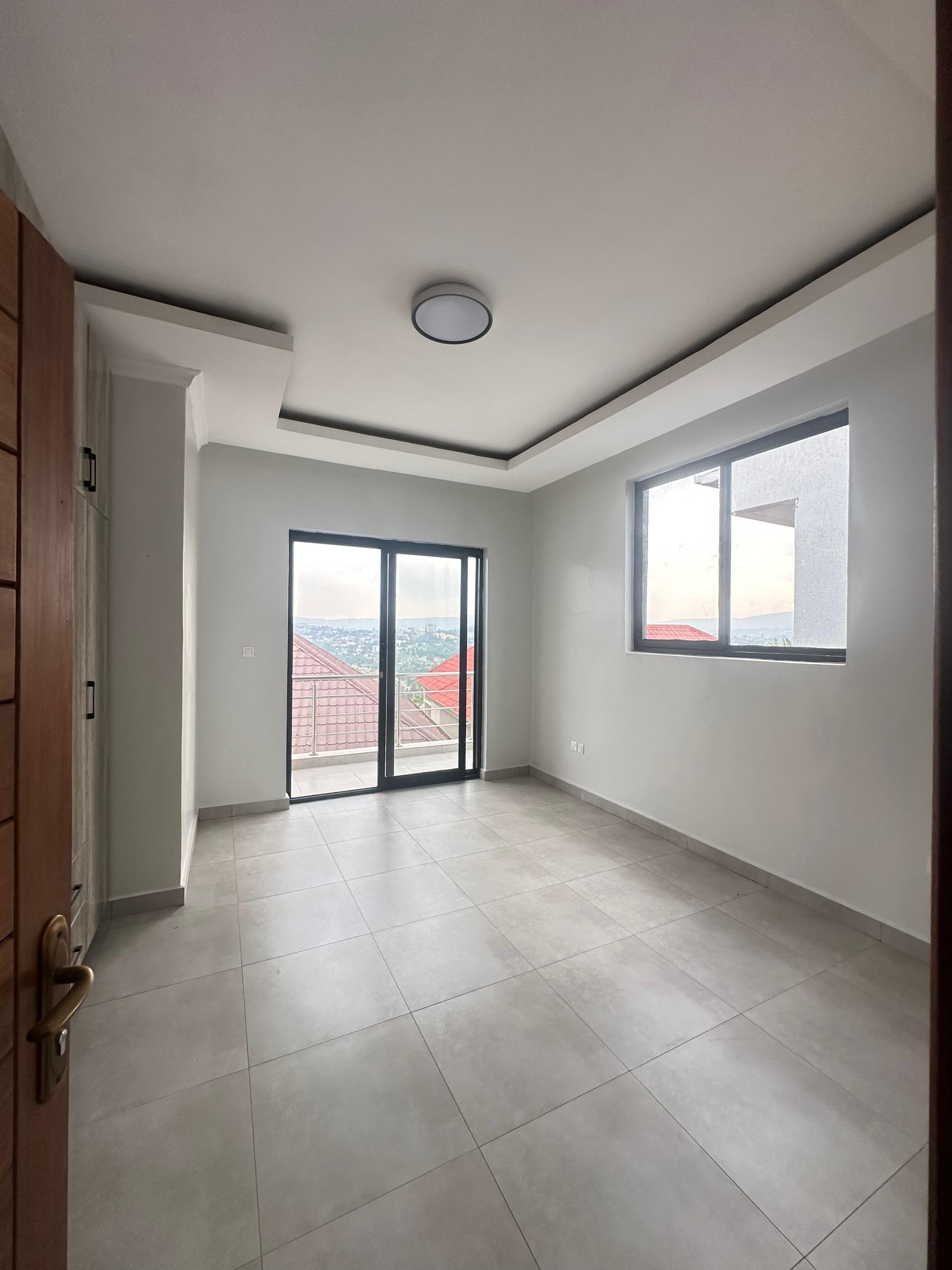 Nice new house for sale in heart of kibagabaga in Kigali.