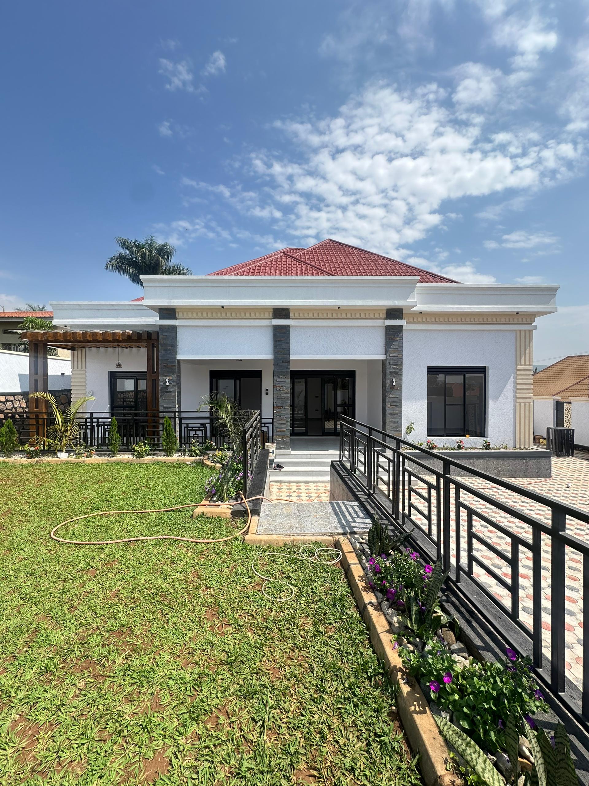 New and modern house for sale in prime location