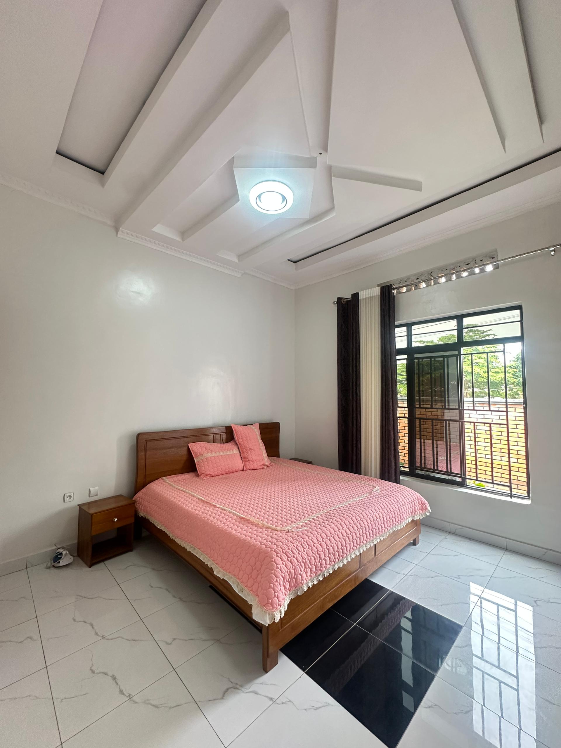 Nice full furnished house for rent in good neighborhood