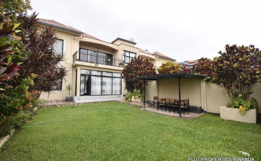 Full furnished house for rent in Gacuriro