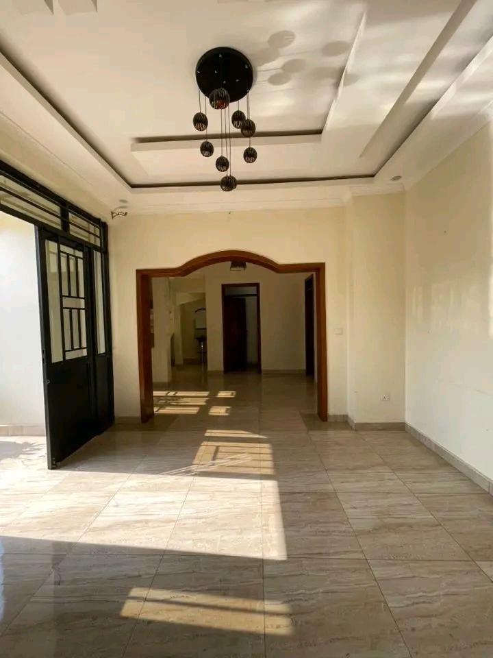 Unfurnished nice house for rent in Kicukiro, Niboye