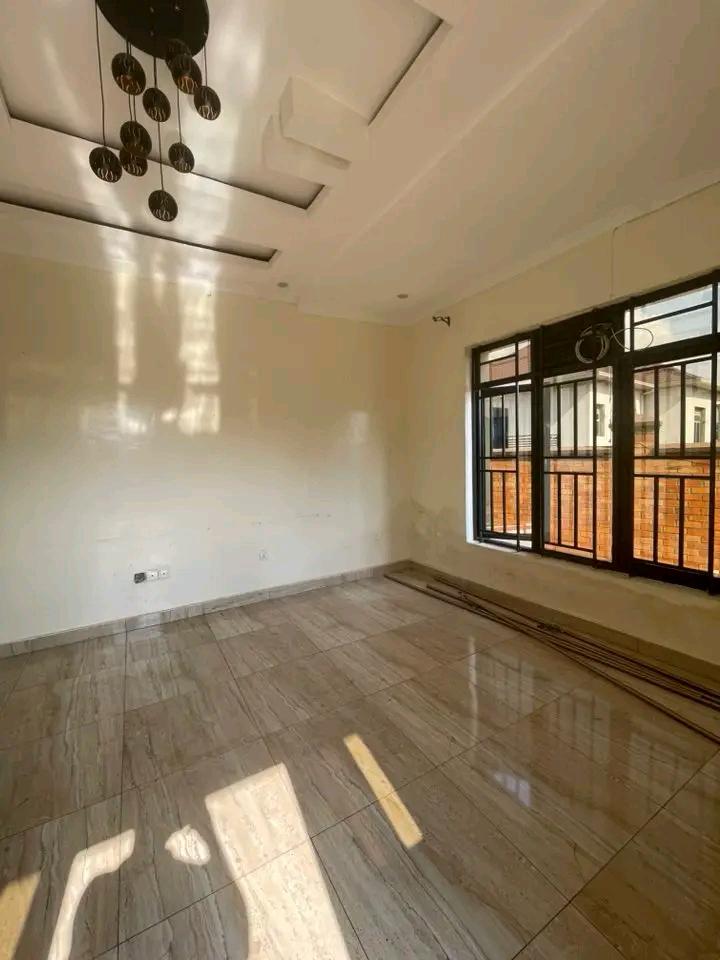 Unfurnished nice house for rent in Kicukiro, Niboye