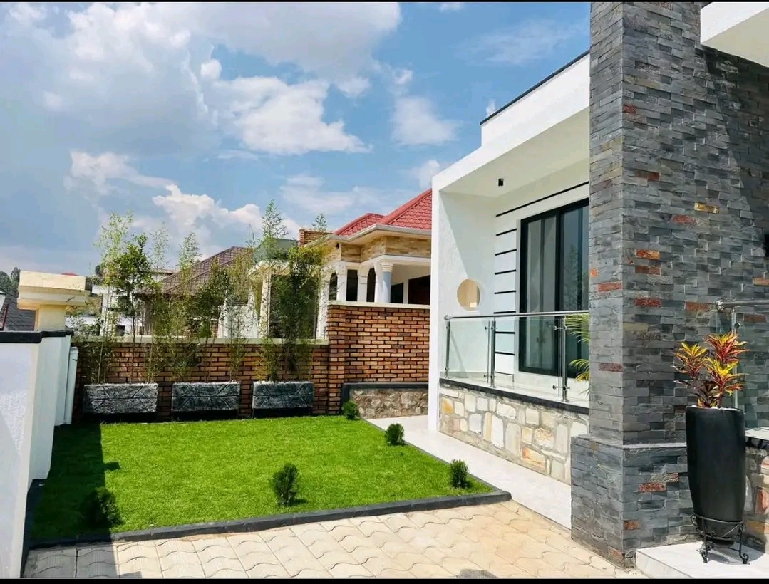 Nice new one unfurnished house for rent In Kibagabaga.