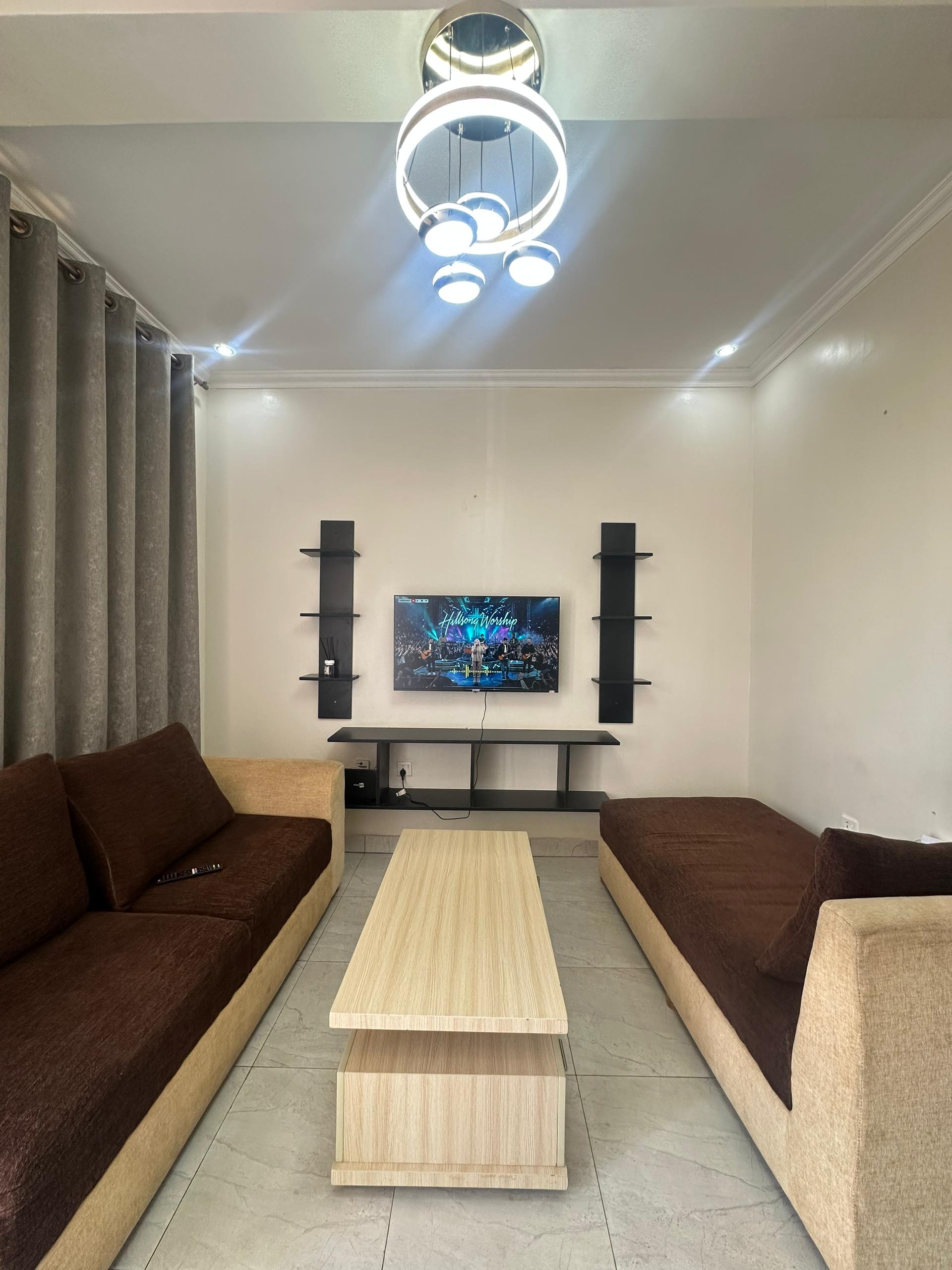 Full furnished apartment for rent in good neighborhood