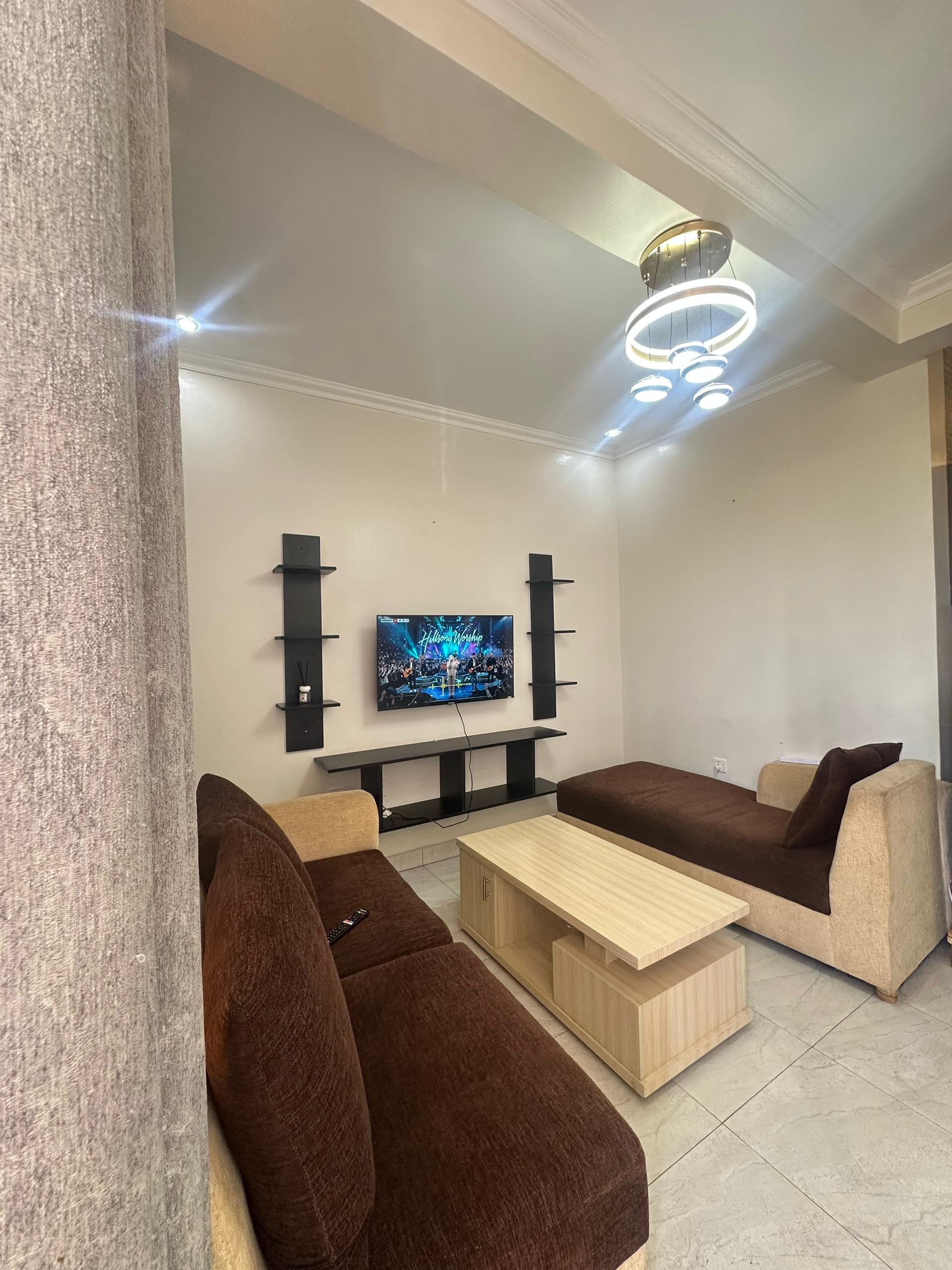 Full furnished apartment for rent in good neighborhood