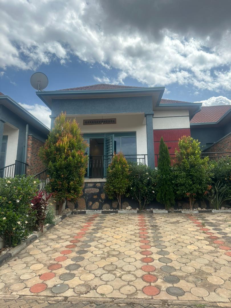 Unfurnished house for rent in Kabeza