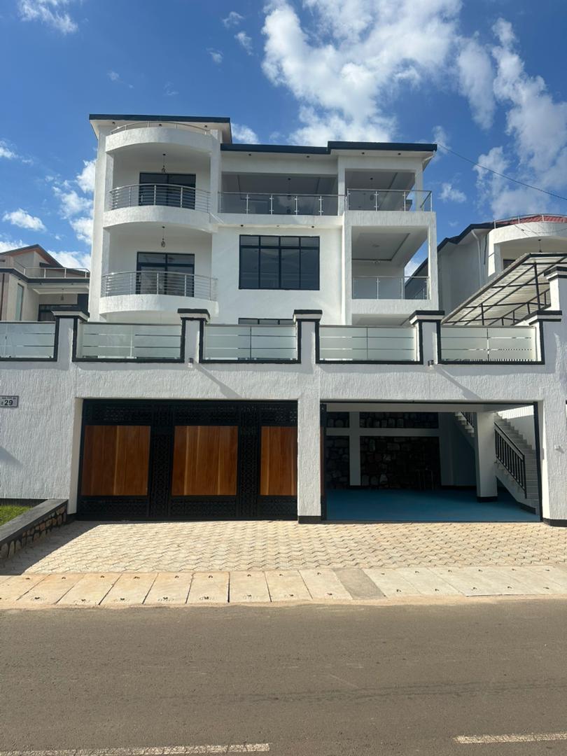 Modern house for sale in kibagabaga