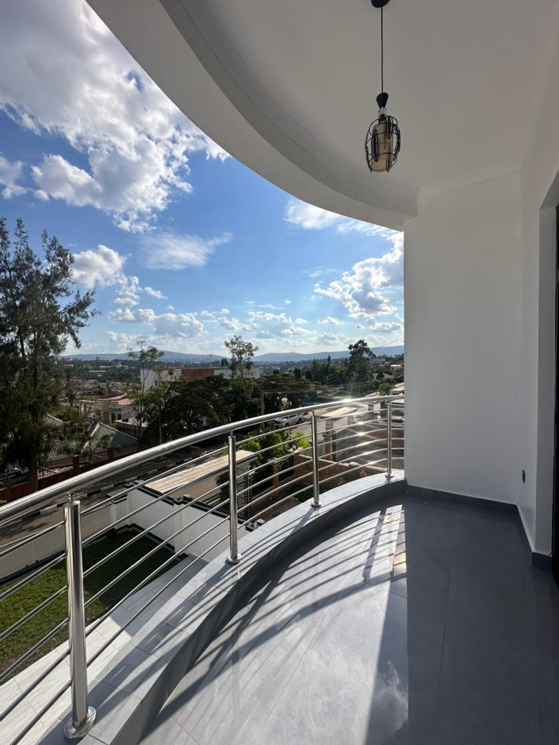 Modern house for sale in kibagabaga