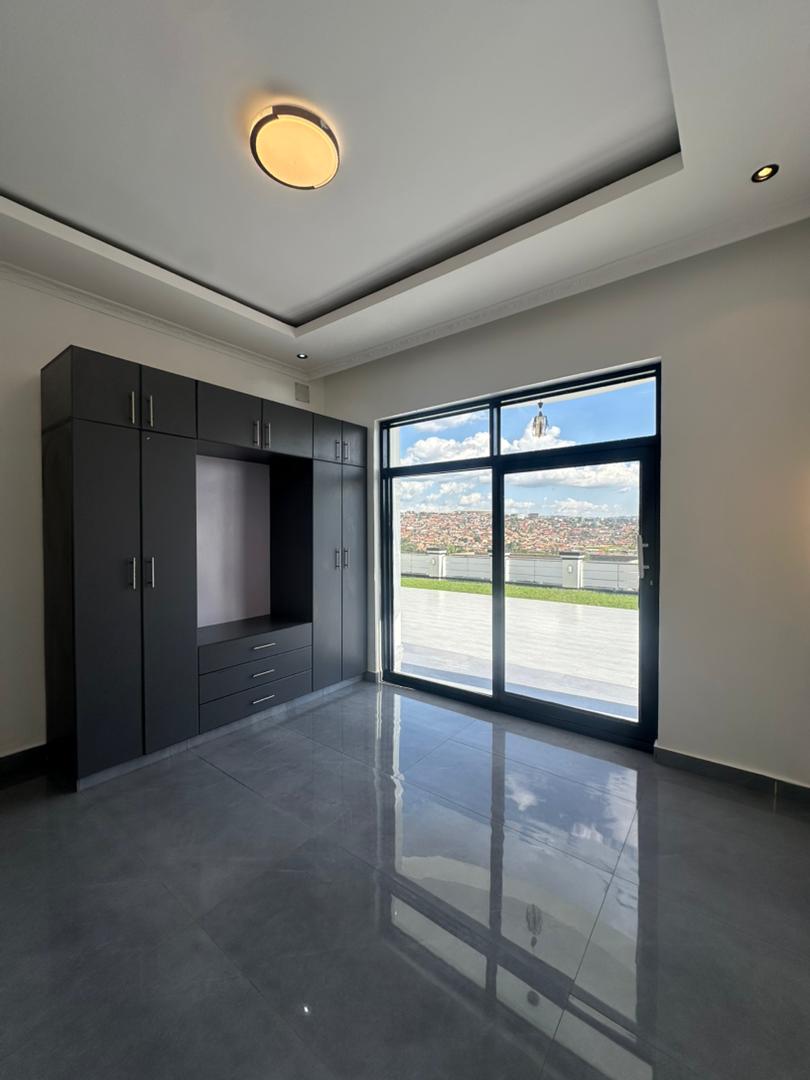 Modern house for sale in kibagabaga