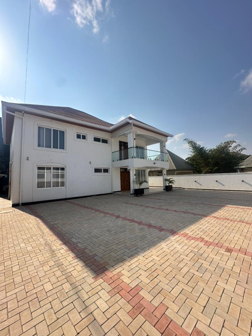 Full furnished villa for rent