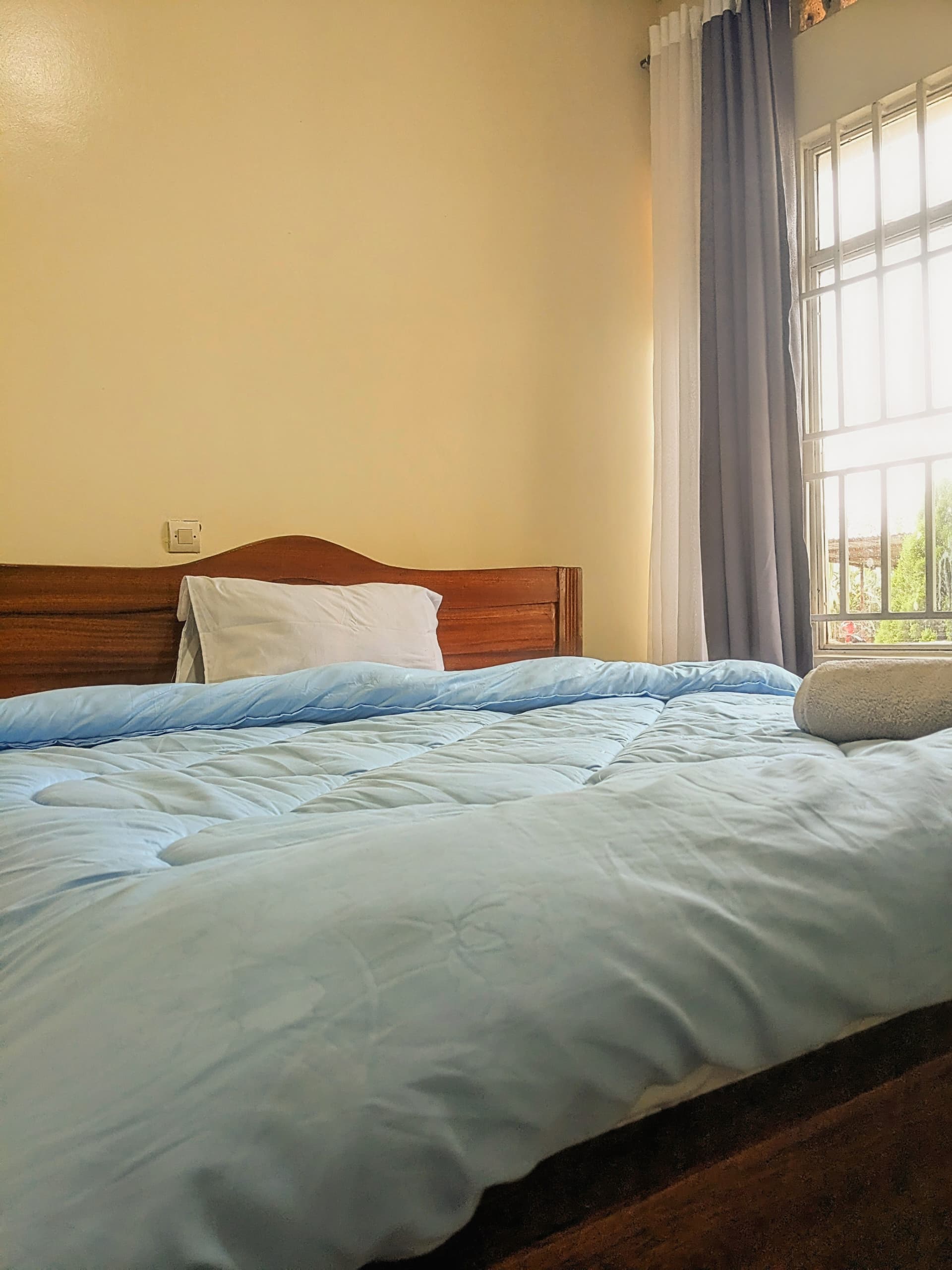 Airport Nest Guesthouse - Image 3