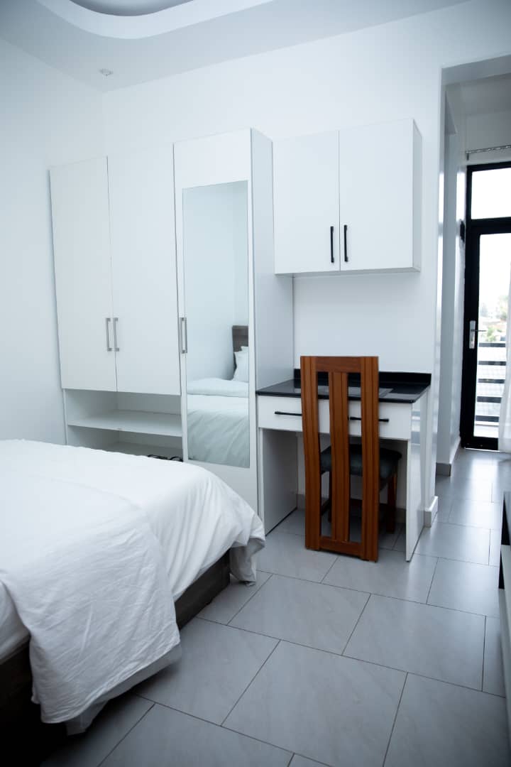 Niboye nice full furnished apartment for rent in good neighborhood - Image 5