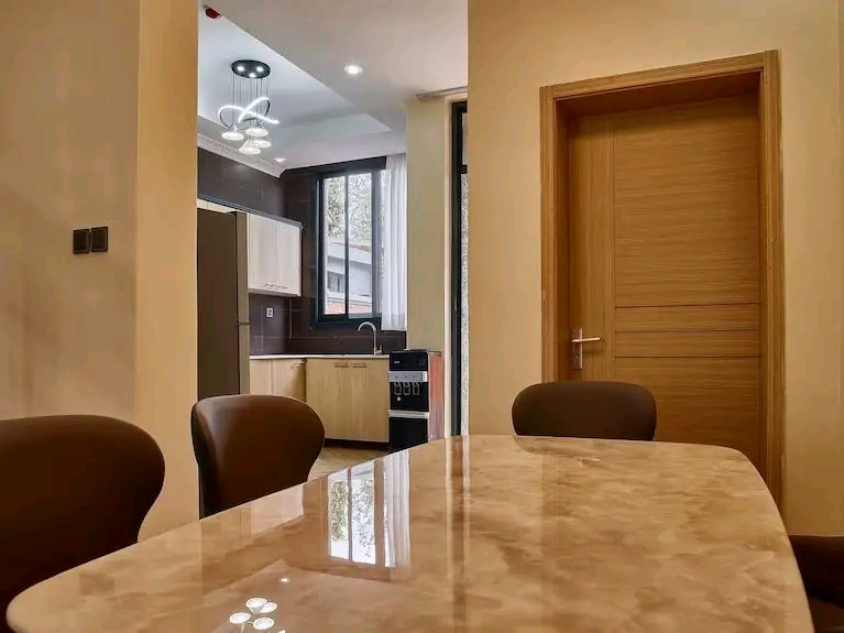 Nyarutarama full furnished apartment for rent - Image 3