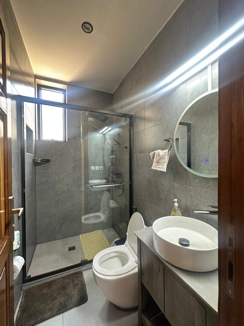 Beautiful apartment for rent in good neighborhood - Image 4